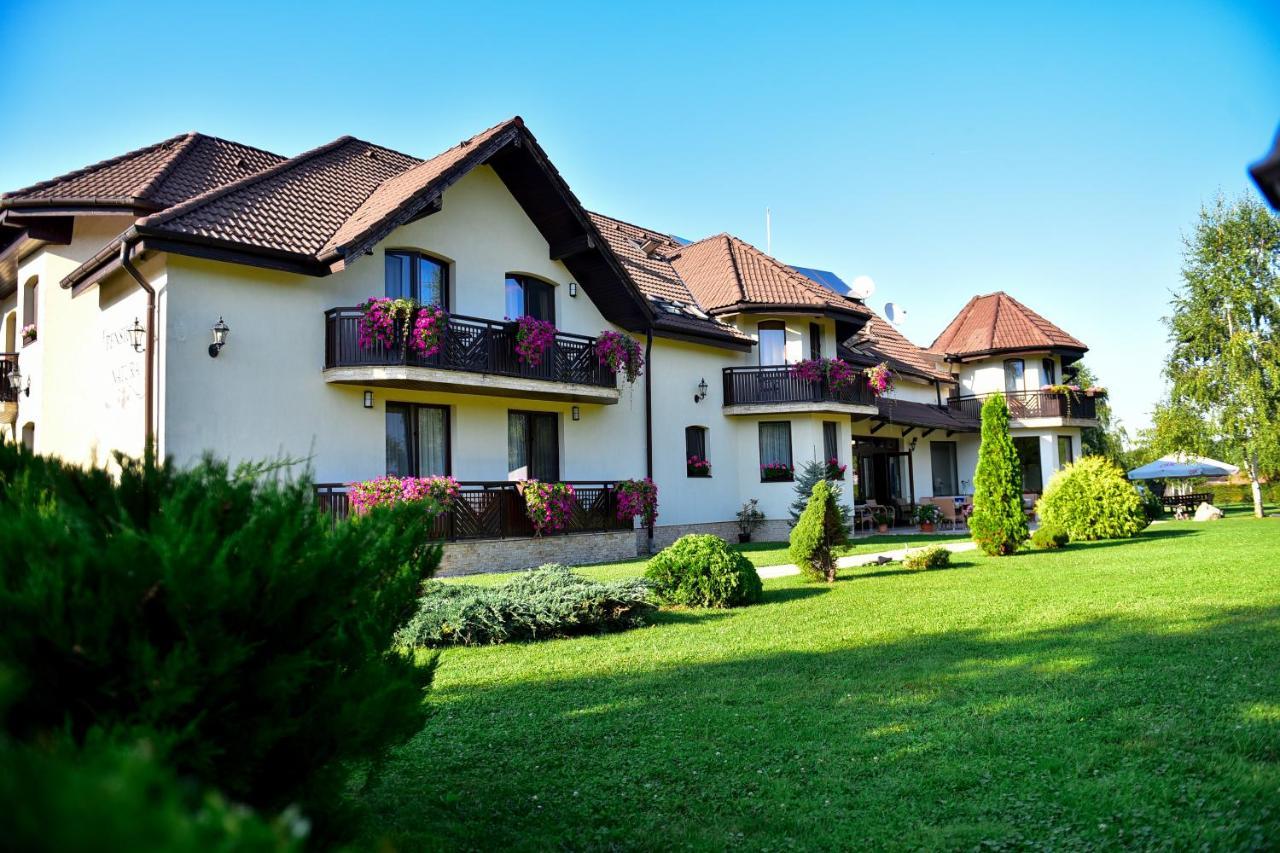 Natura Family Resort Felek Kültér fotó